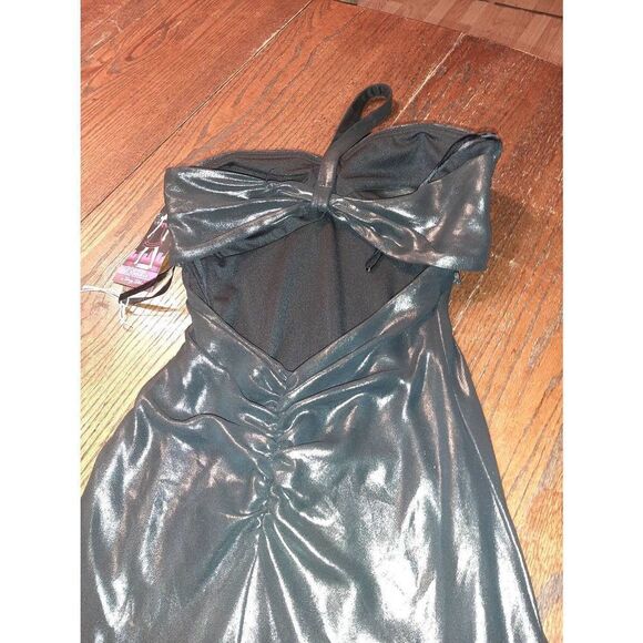New Jr Size 3 Blondie Nights Sleeveless One Shoulder Formal SemiFormal Dress NWT - Picture 6 of 10